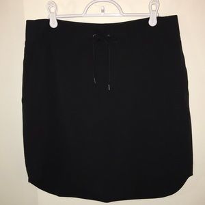 NWT Athleta Midtown Skirt